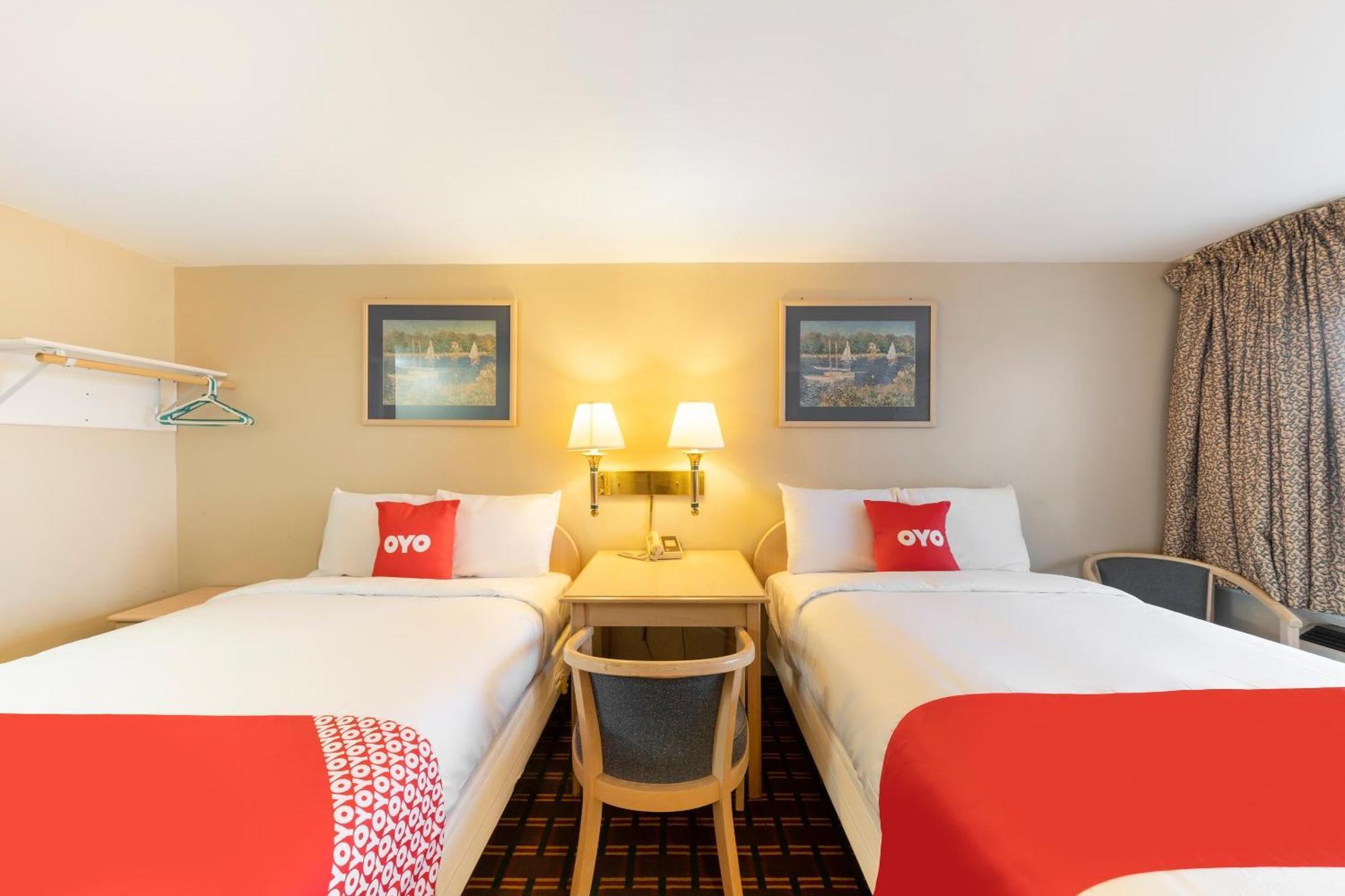 Oyo Hotel Starlite سينيكا فولز المظهر الخارجي الصورة